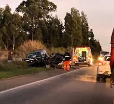 Quatro pessoas morrem após carros baterem de frente na BR-293, em Candiota