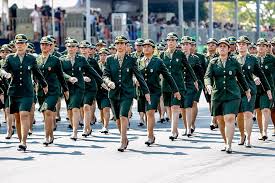 Brasil passa a permitir o alistamento militar feminino