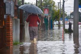 Alerta: novo evento de chuva excessiva prolongará as enchentes no Rio Grande do Sul